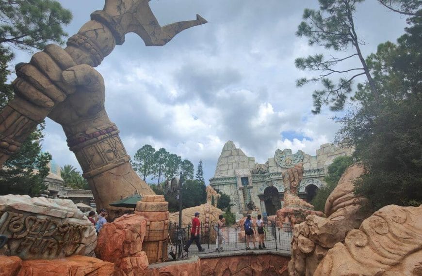 Poseidon's Fury under an angry sky, a metaphore for its demise now its been annouced it will close. Full details in my Bitesize Orlando April 2023 newsletter